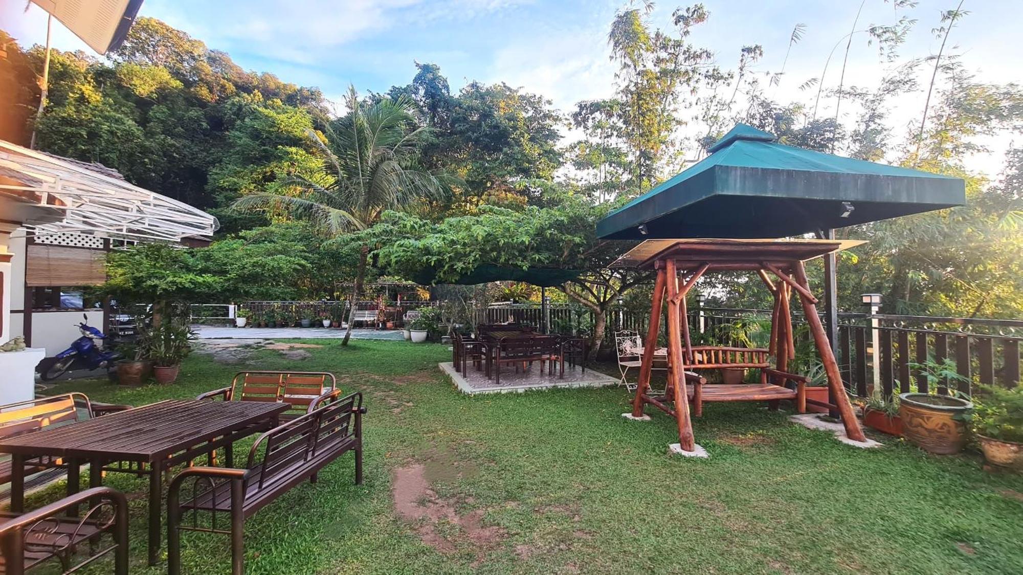 Hickory Penang Hill Hotel Ayer Itam Exterior photo